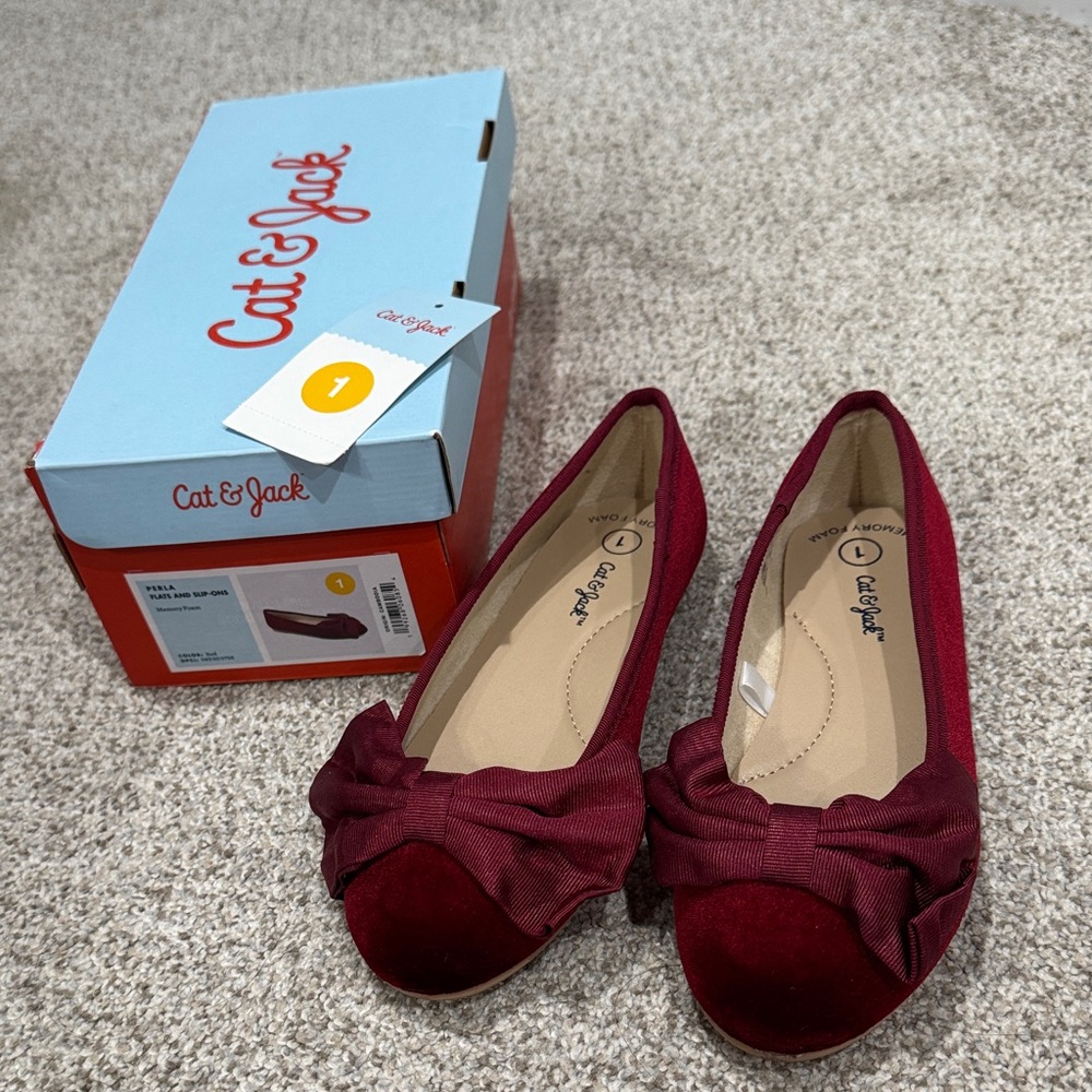 Cat & Jack Velvet Red Bow Flats